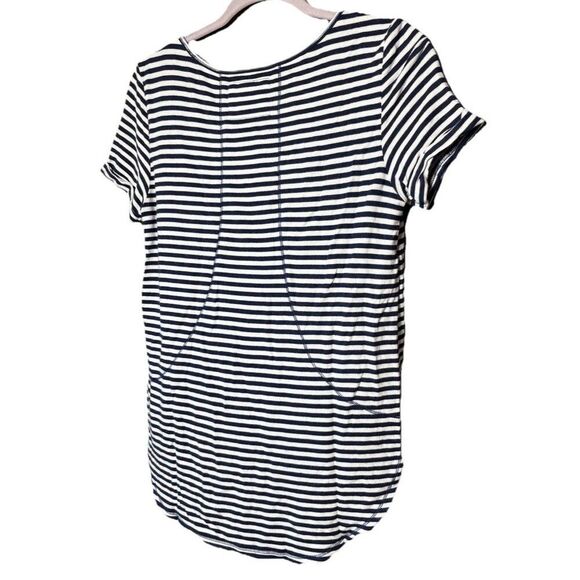 Lilly Pulitzer Luxletic Kerah Lounge Tee Women’s Size XS Blue White Striped - Picture 8 of 12